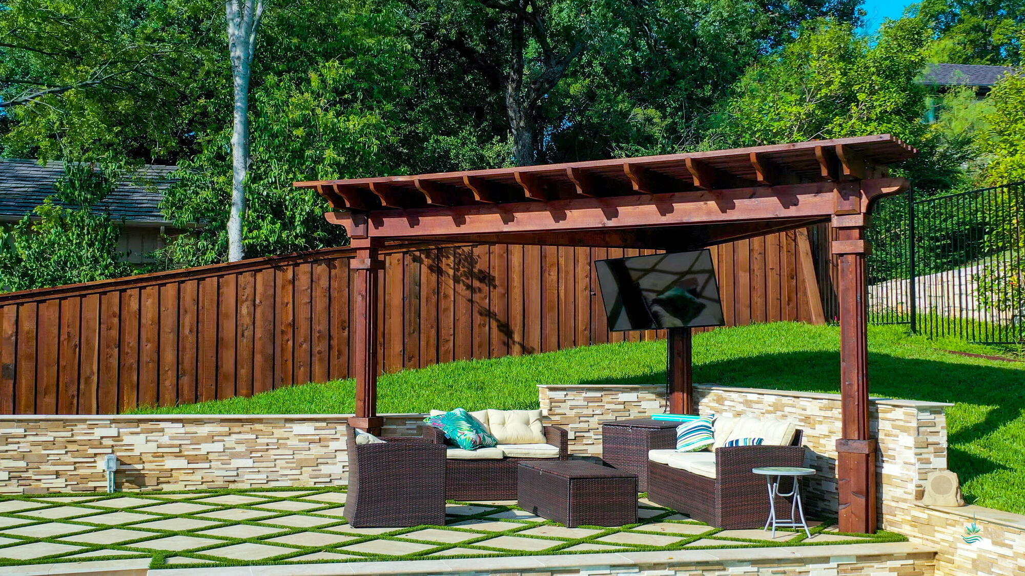 Outdoor Living Seating