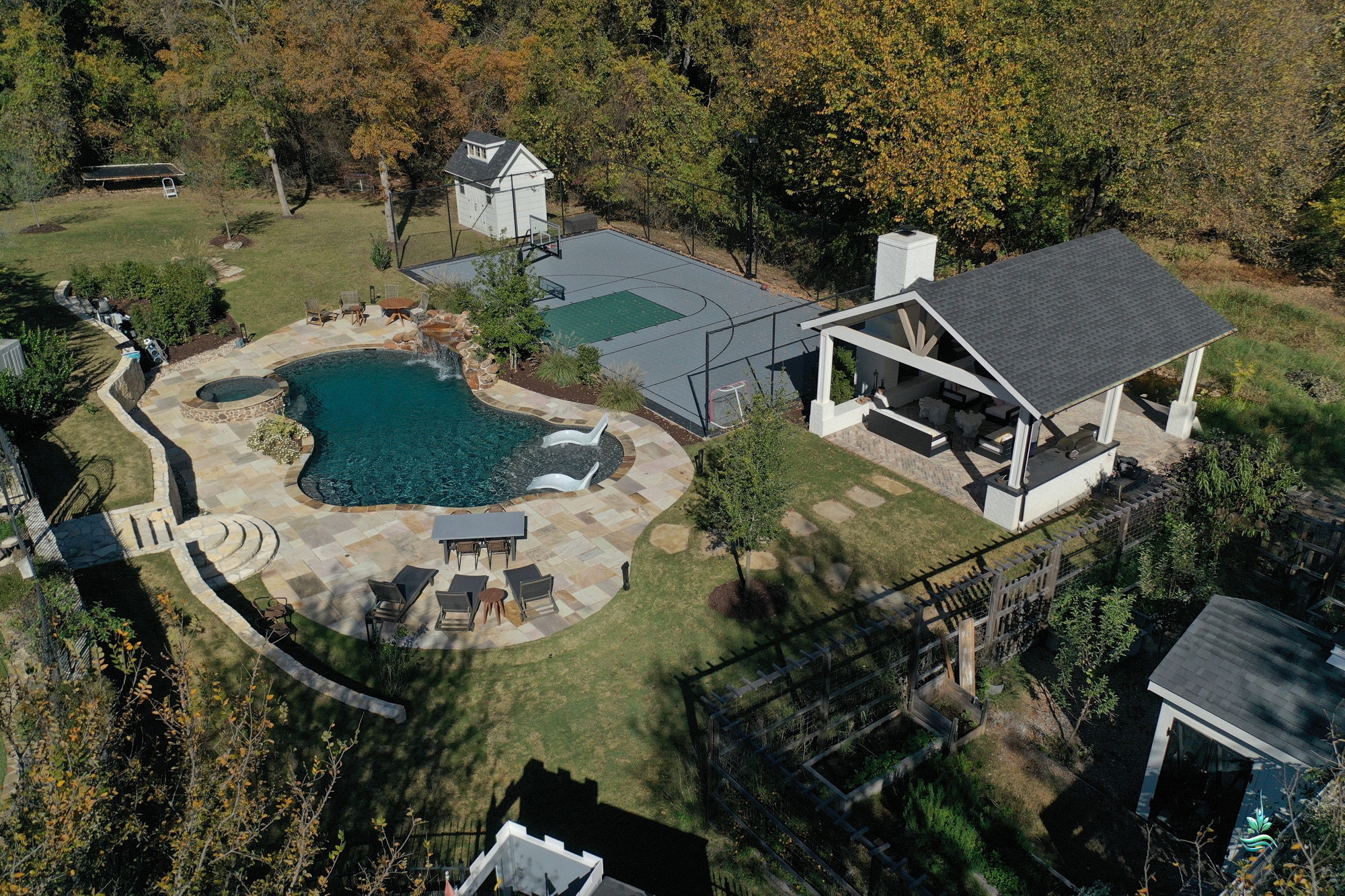 Rural estate swimming pool scene