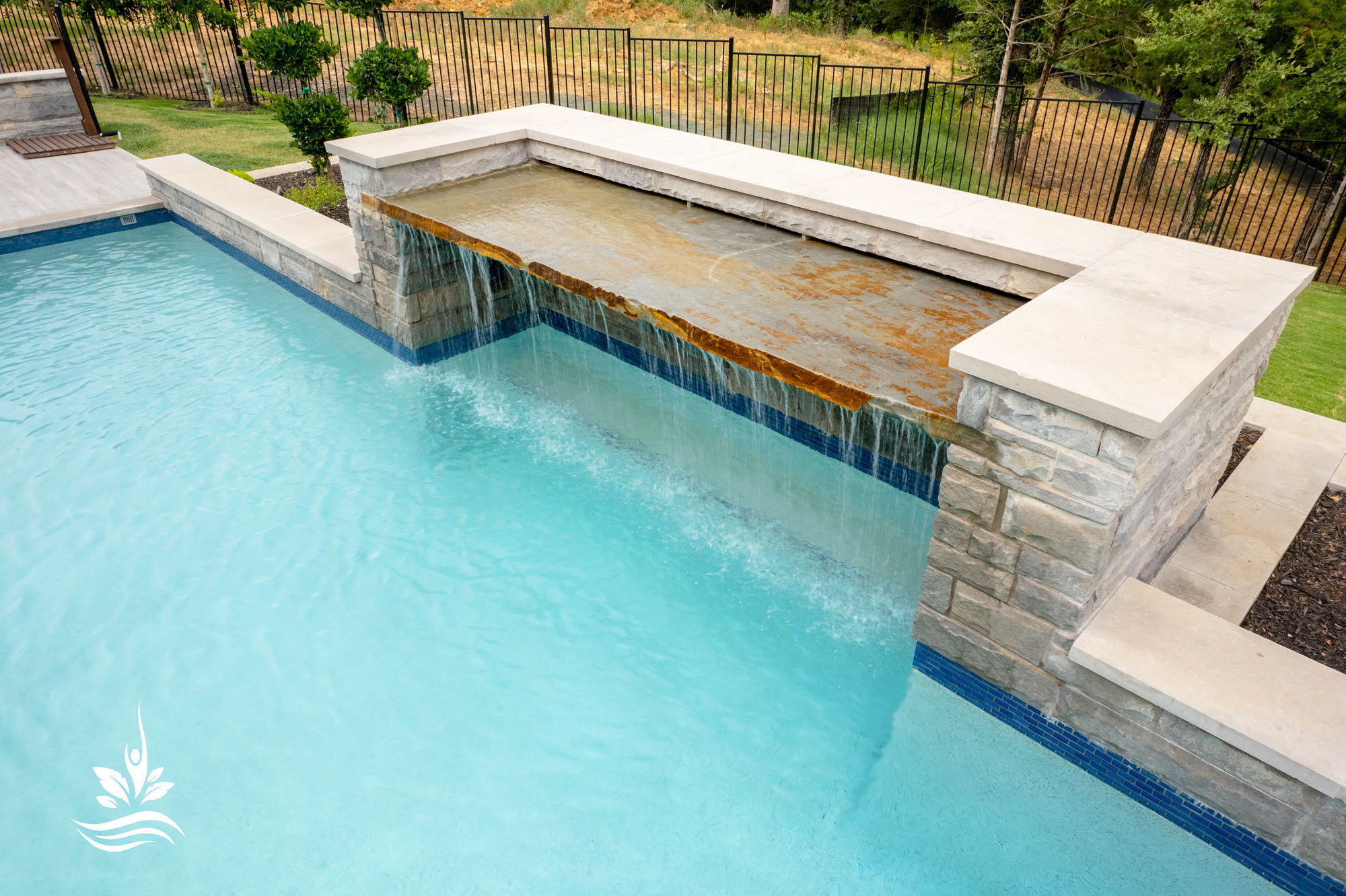 Custom swimming pool design in Texas